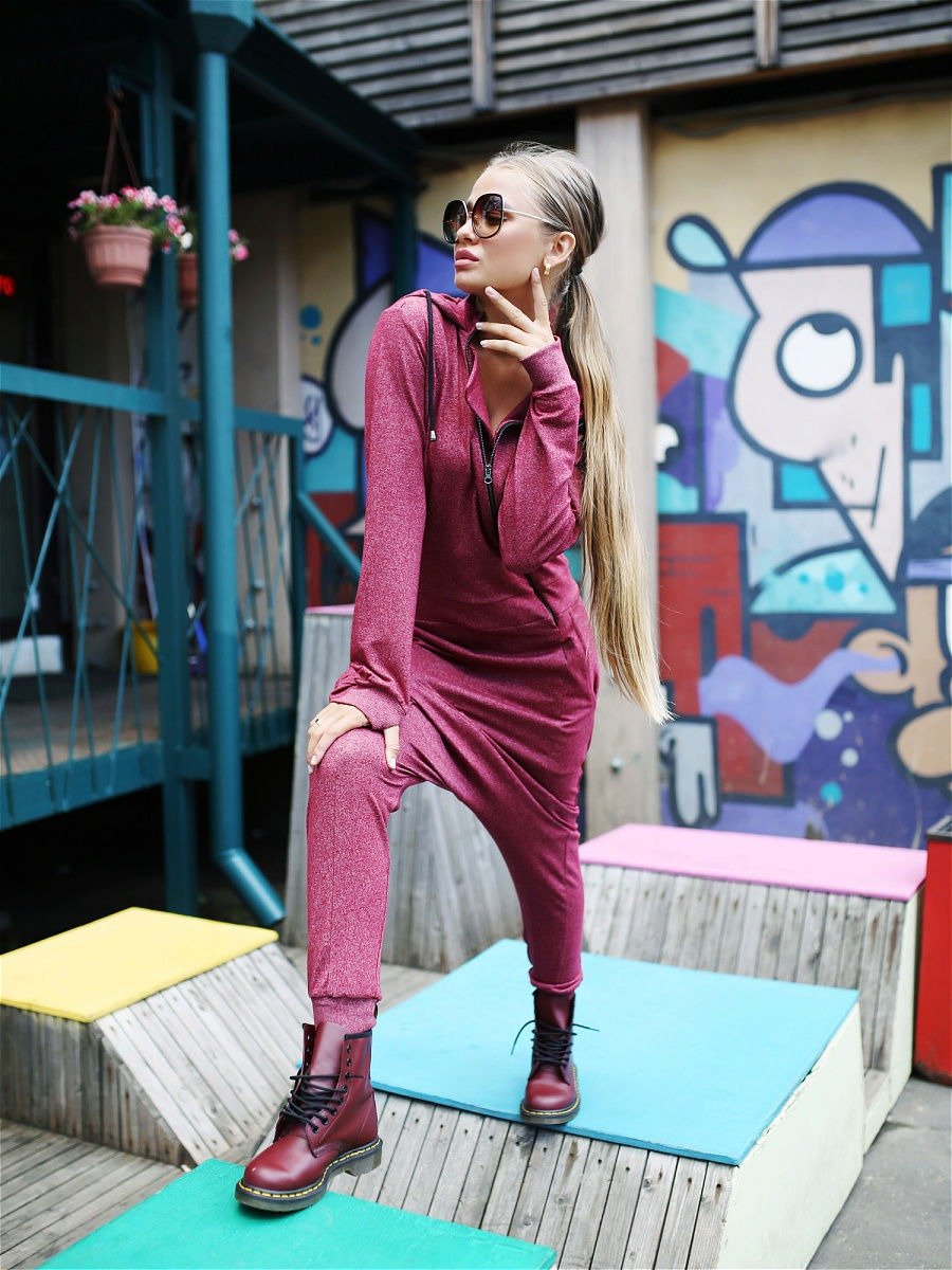 Effortlessly Elegant Garment with a Timeless Design