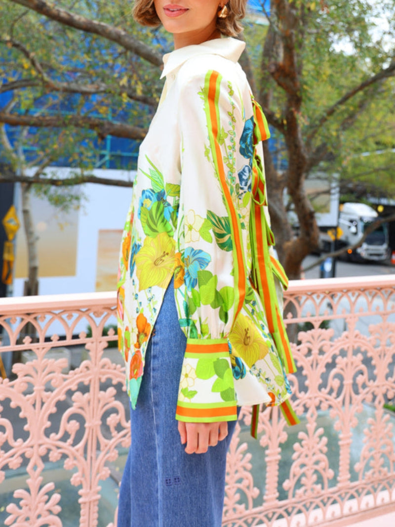 Well Tailored Top with a Graceful Silhouette