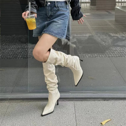 Polished Boots with an Effortless Classic Look