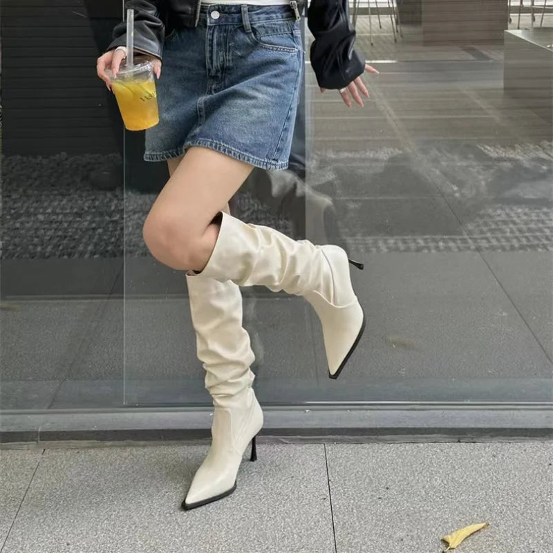 Polished Boots with an Effortless Classic Look