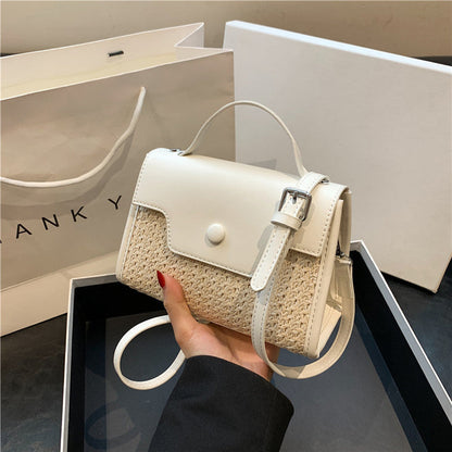 Sophisticated Bag with a Clean Classic Look