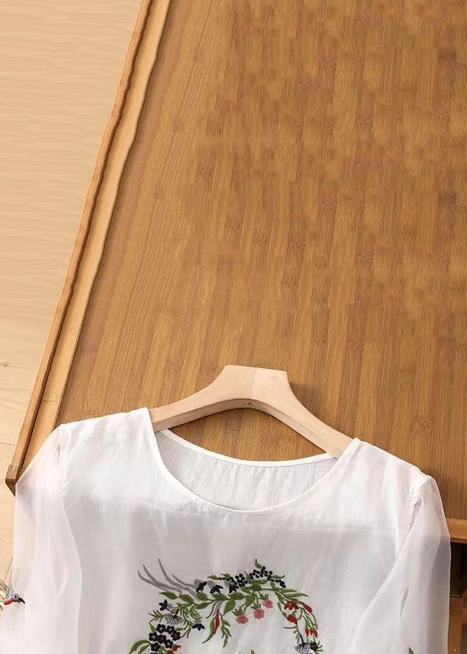 Well Tailored Shirt with a Graceful Silhouette
