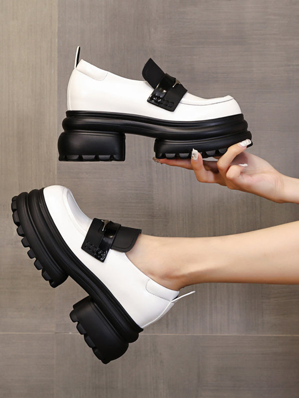 A Vintage Style Shoes with Delicate Timeless Details