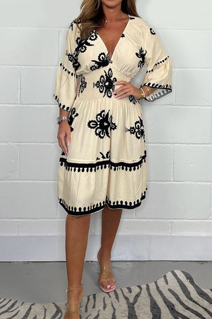 Gracefully Styled Dress for Any Occasion