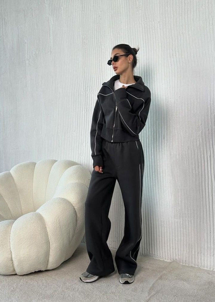 Beautifully Finished Pants in a Timeless Design