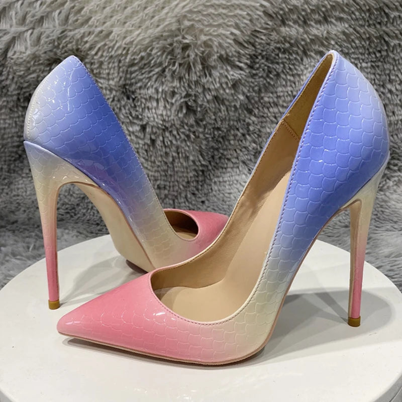 Well Tailored Shoes with a Graceful Silhouette