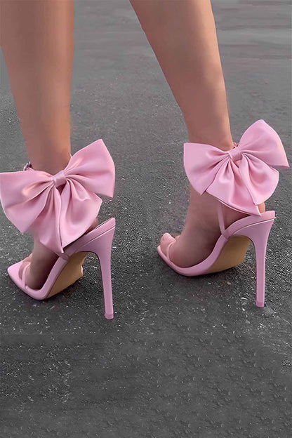 Polished Heels with an Effortless Classic Look