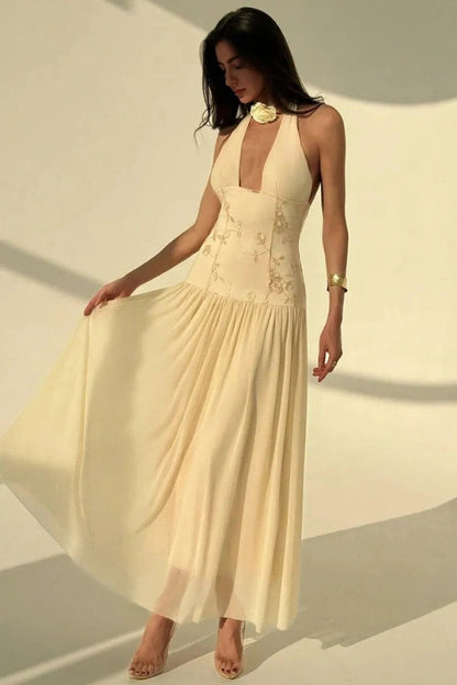 Gracefully Styled Garment for Any Occasion