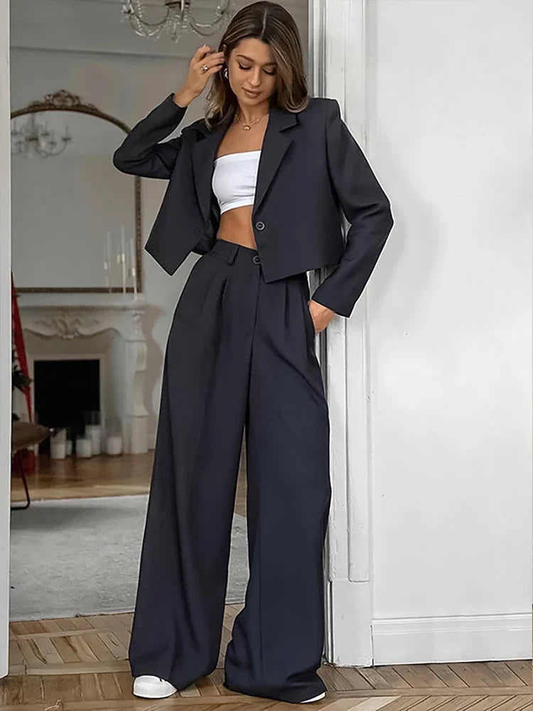 Classic Vintage Garment with a Flattering Fit