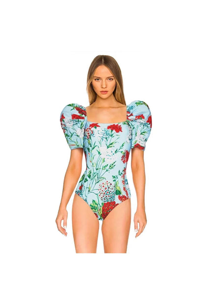 Effortlessly Elegant Bikini with a Timeless Design