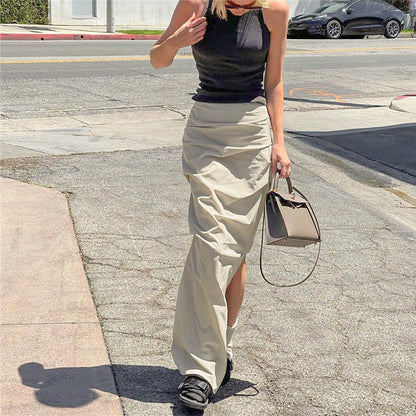 Sophisticated Garment with a Clean Classic Look