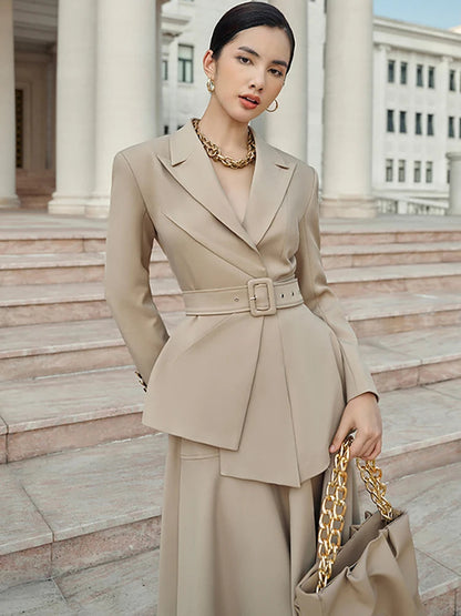 Classic Vintage Garment with a Flattering Fit