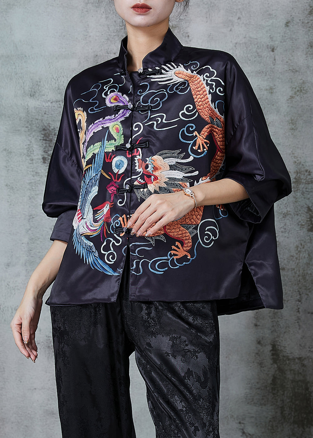 Beautifully Crafted Blouse in a Classic Style