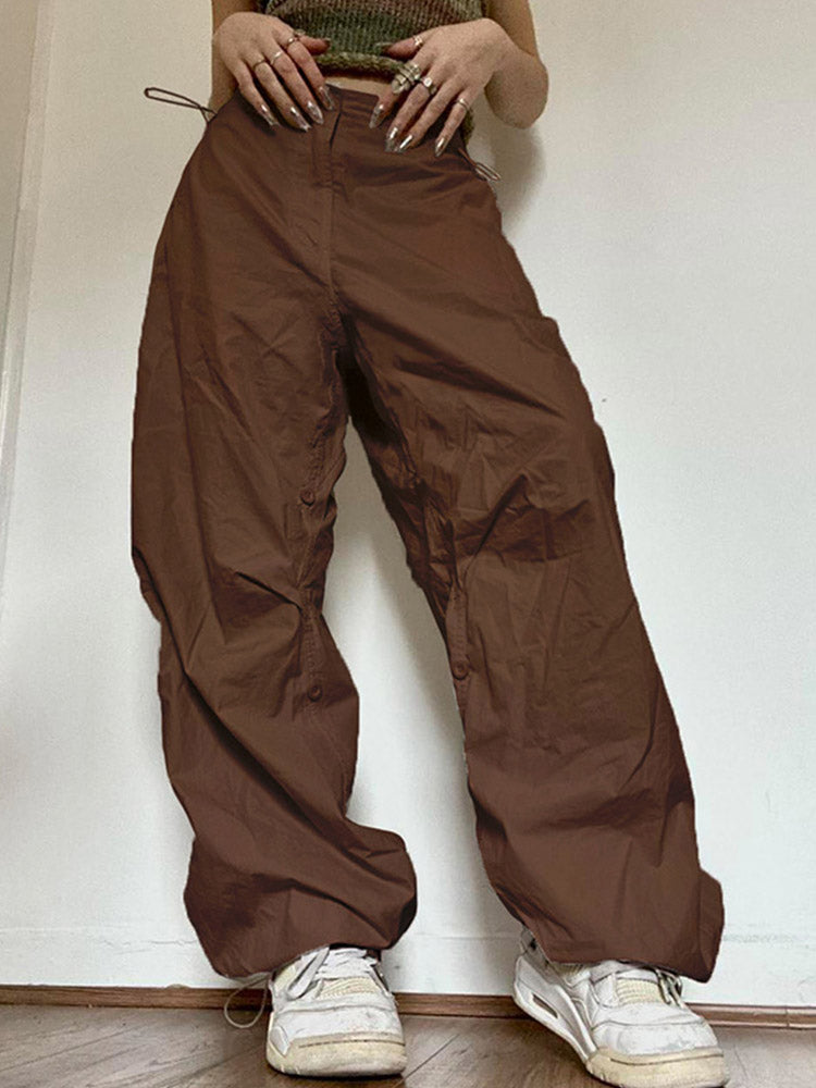 Well Tailored Pants with a Graceful Silhouette