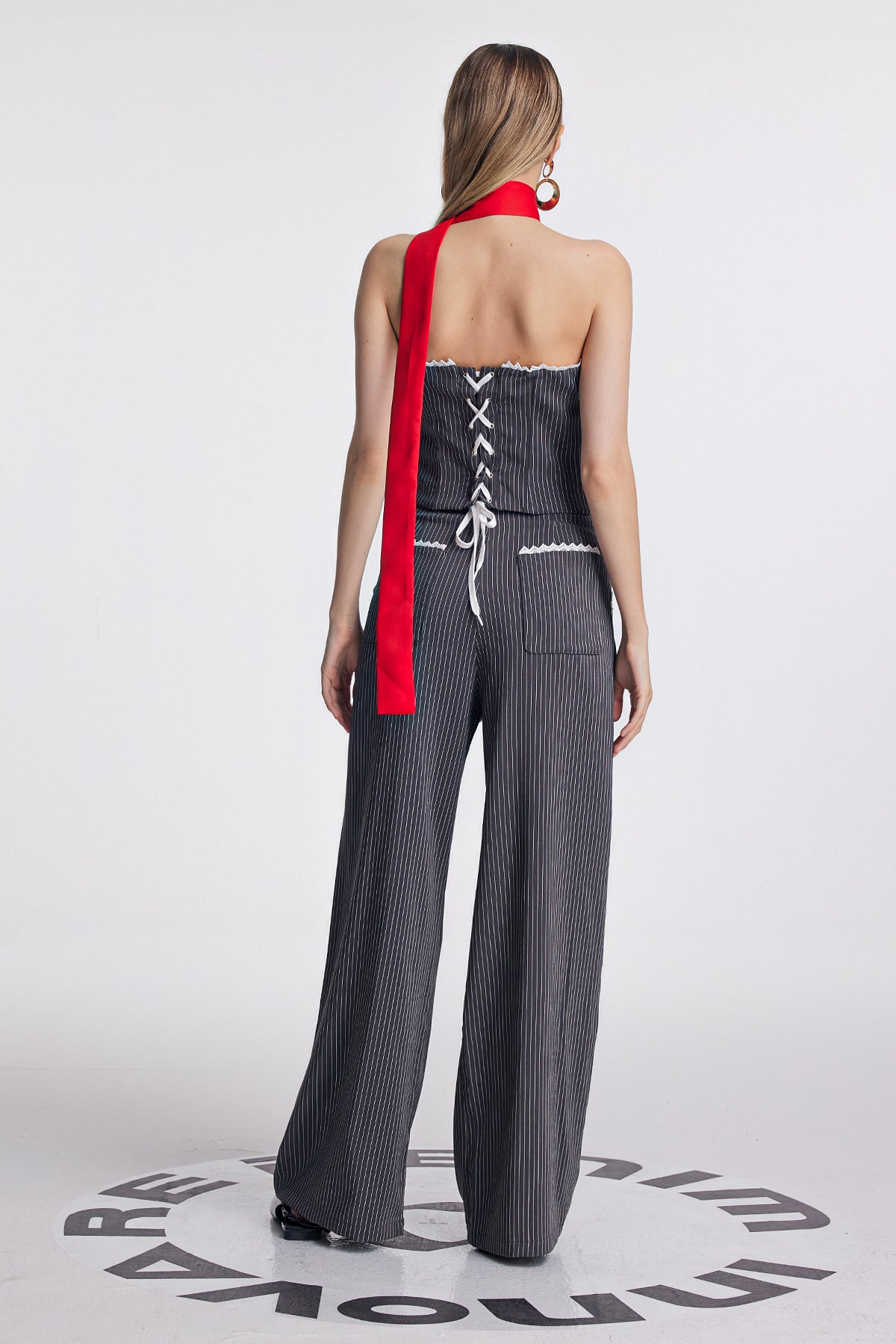 Gracefully Styled Pants for Any Occasion