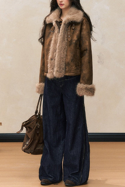 Beautifully Finished Coat in a Timeless Design
