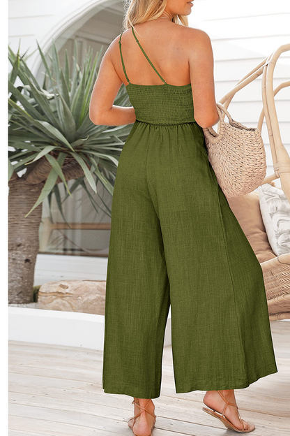 Effortlessly Elegant Garment with a Timeless Design