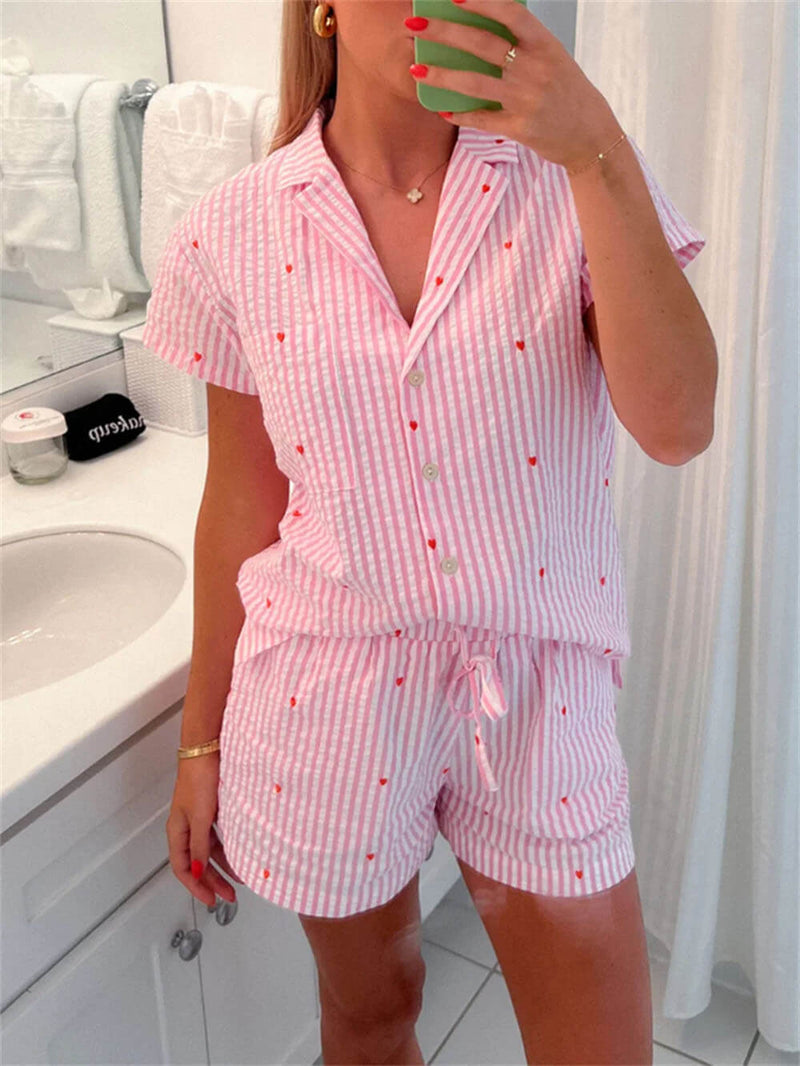 Classic Vintage Shirt with a Flattering Fit