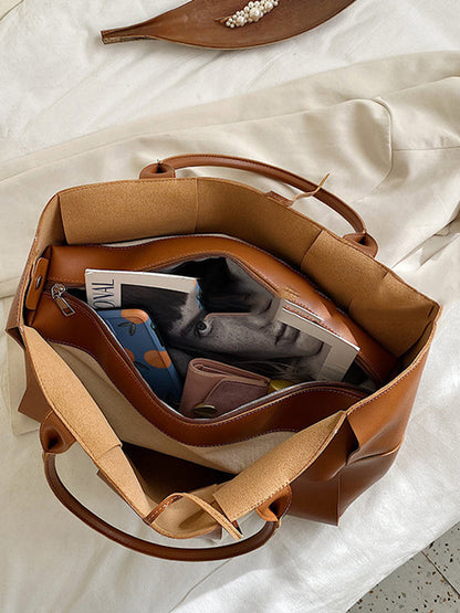 Elegantly Styled Bag for Everyday Wear