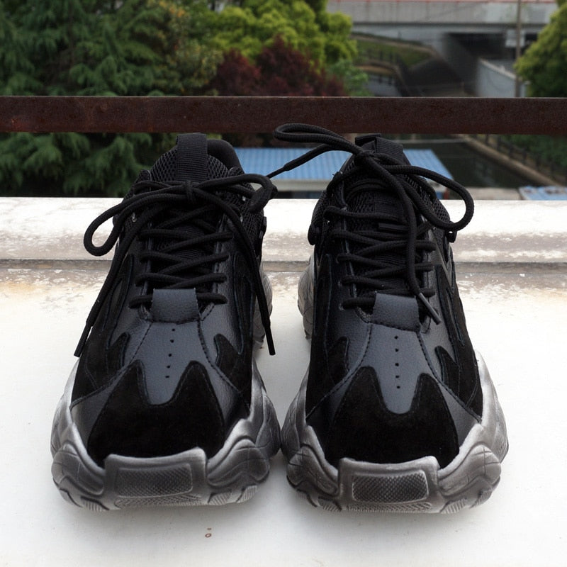 Beautifully Crafted Sneakers in a Classic Style