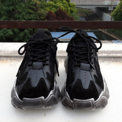 Beautifully Crafted Sneakers in a Classic Style