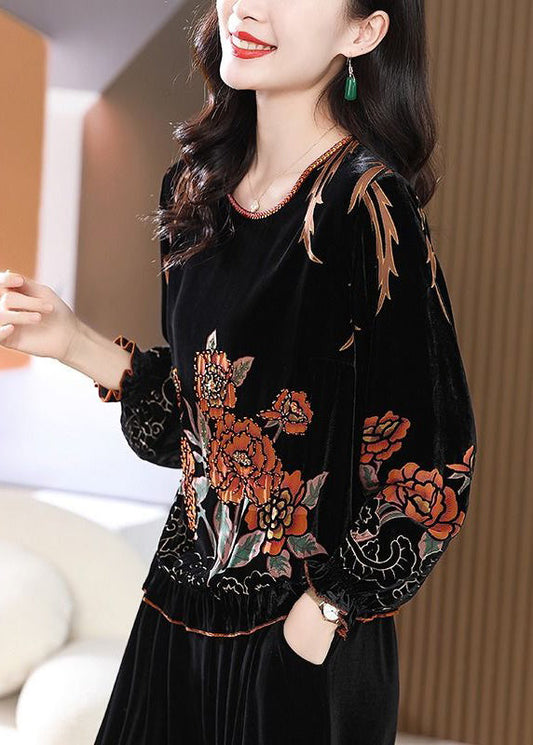 A Vintage Style Top with Delicate Timeless Details