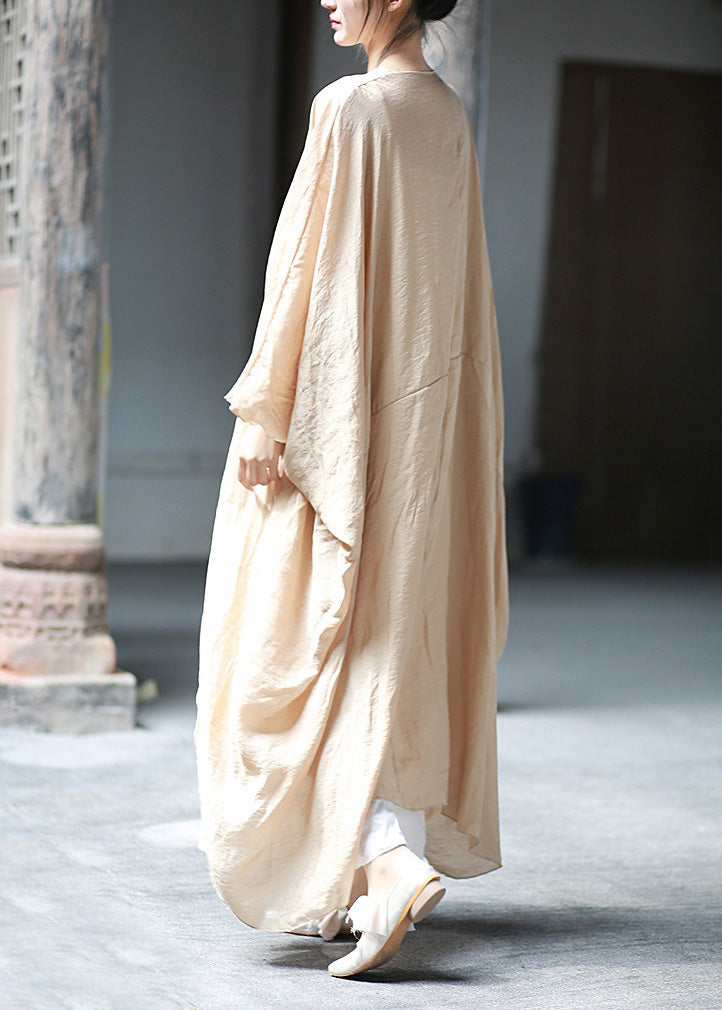 Well Tailored Cardigan with a Graceful Silhouette