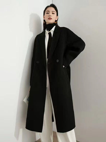 Classic Vintage Coat with a Flattering Fit