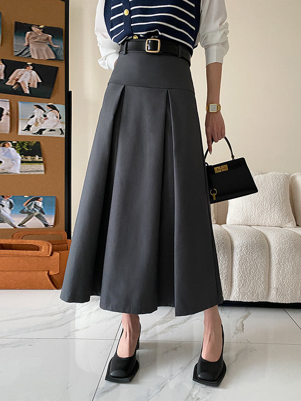Well Tailored Garment with a Graceful Silhouette