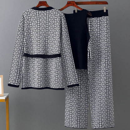 Well Tailored Garment with a Graceful Silhouette