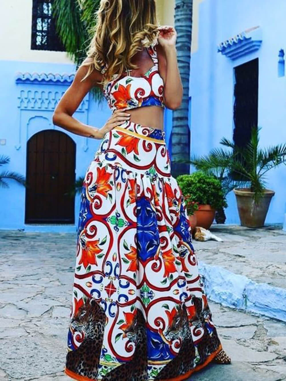 Gracefully Styled Dress for Any Occasion