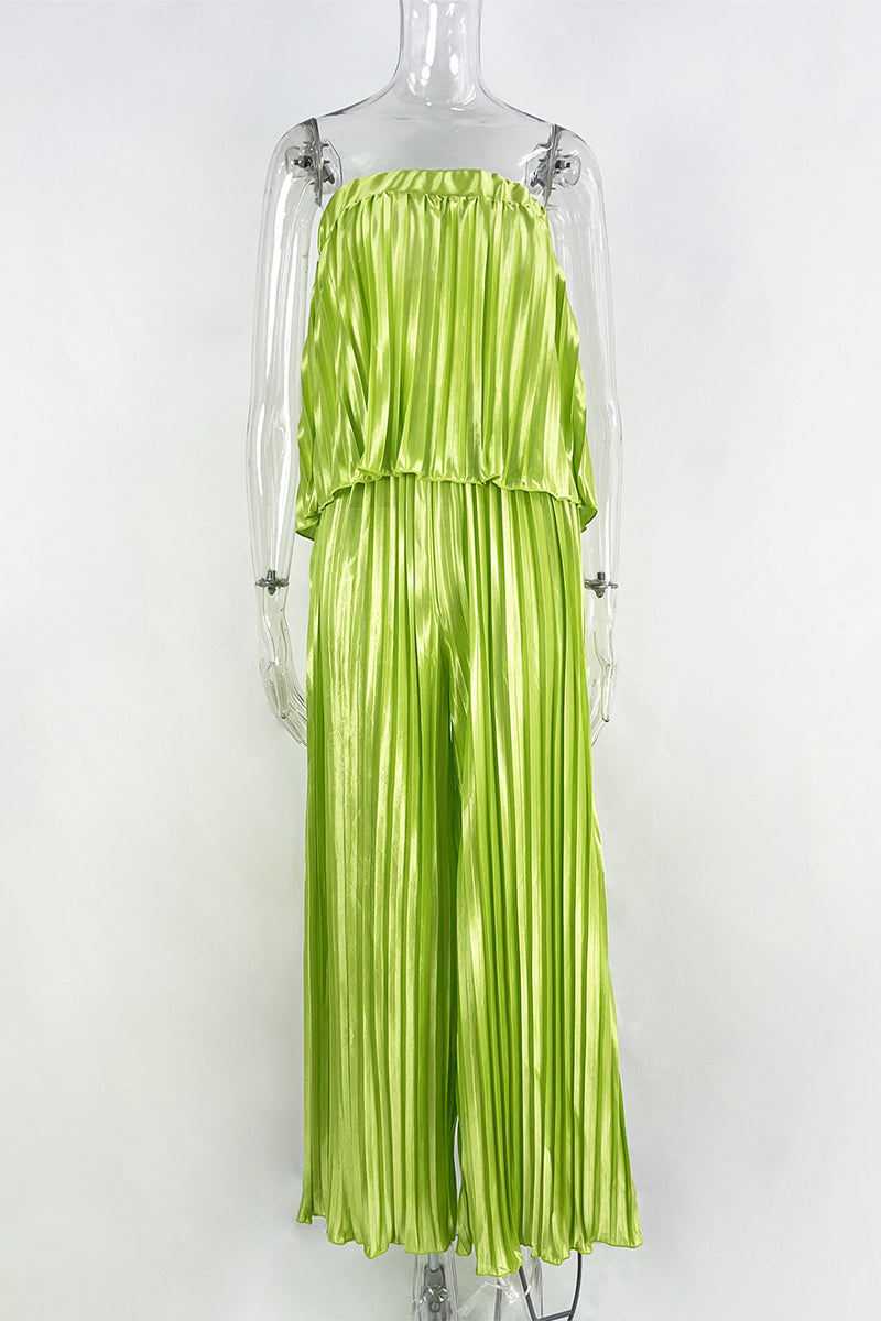 Sophisticated Garment with a Clean Classic Look