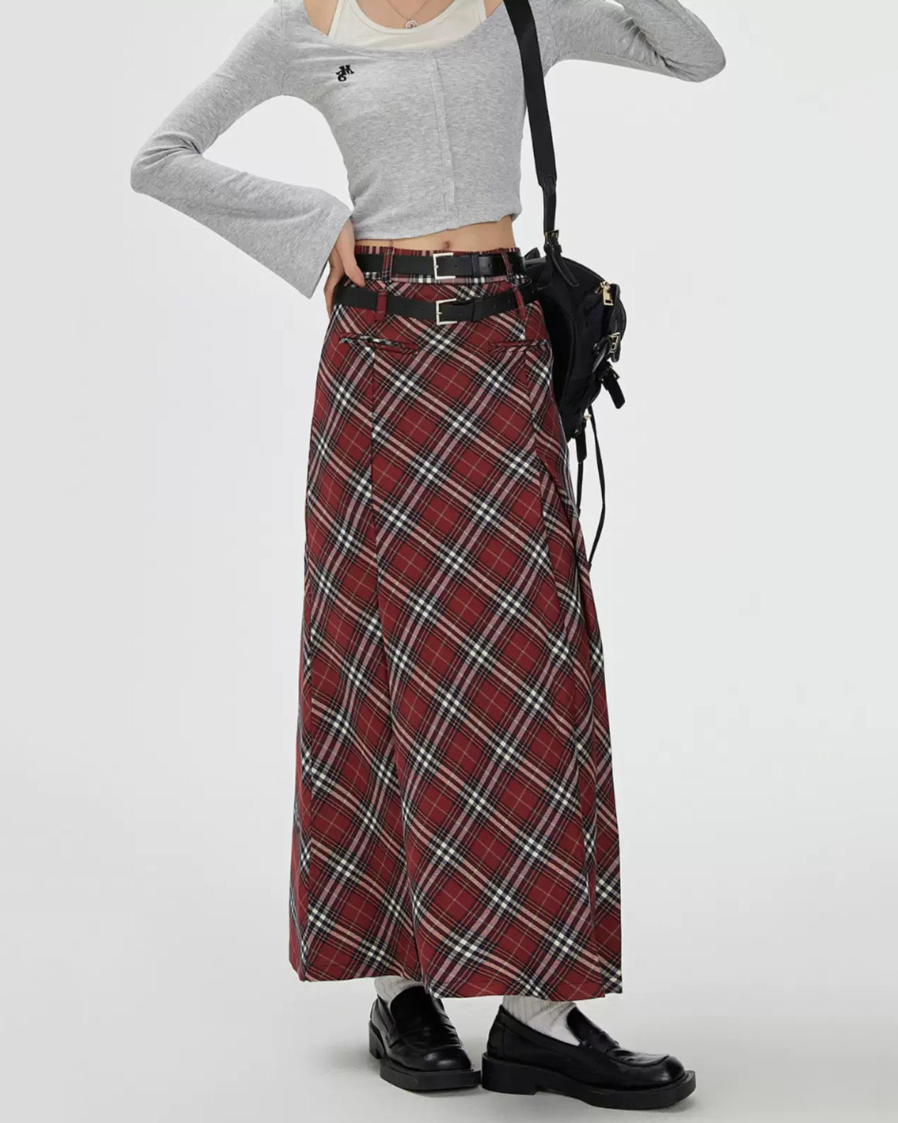 Well Tailored Garment with a Graceful Silhouette