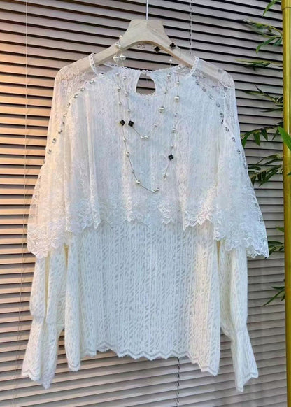 Well Tailored Top with a Graceful Silhouette