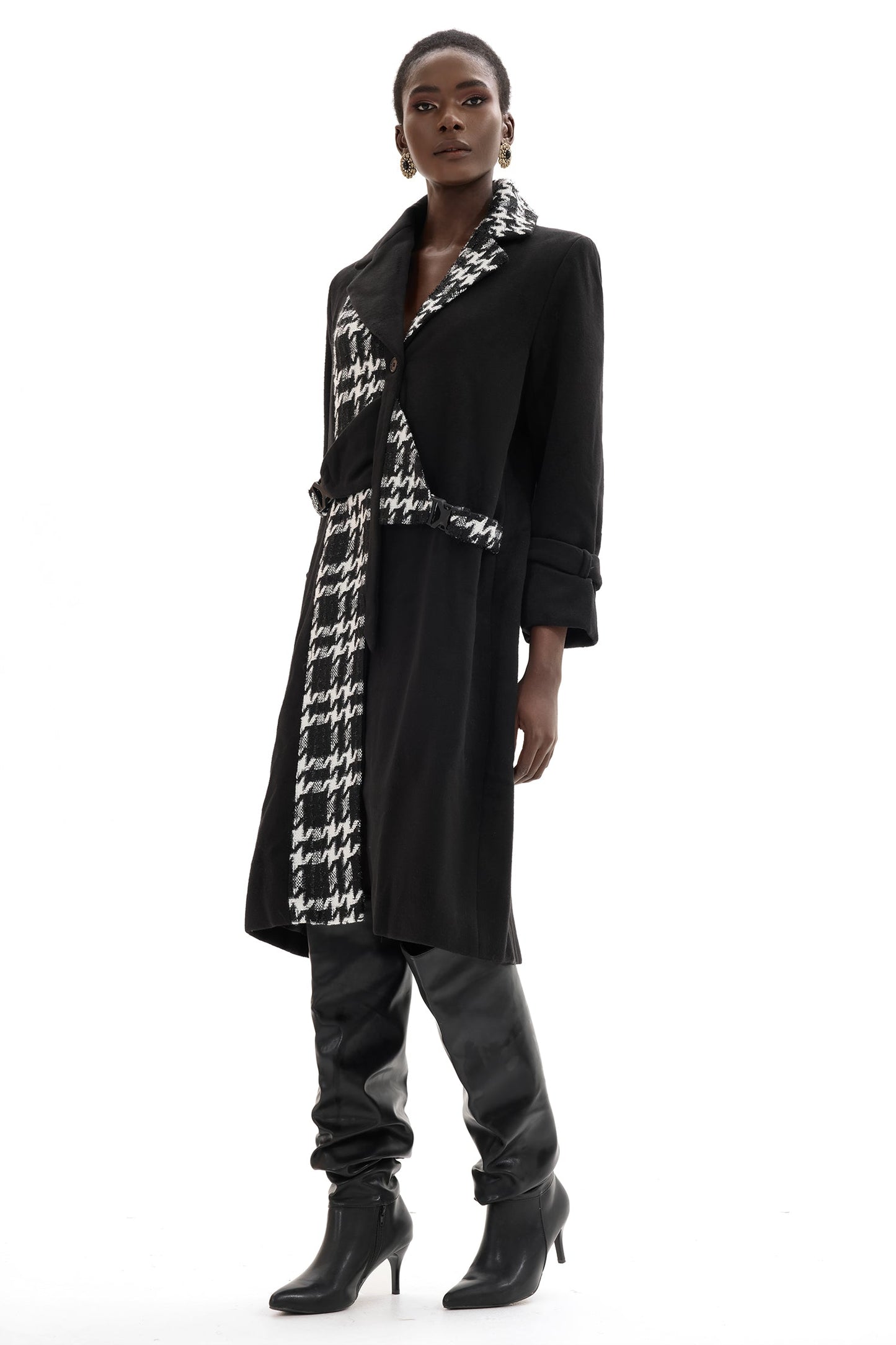 Classic Vintage Coat with a Flattering Fit