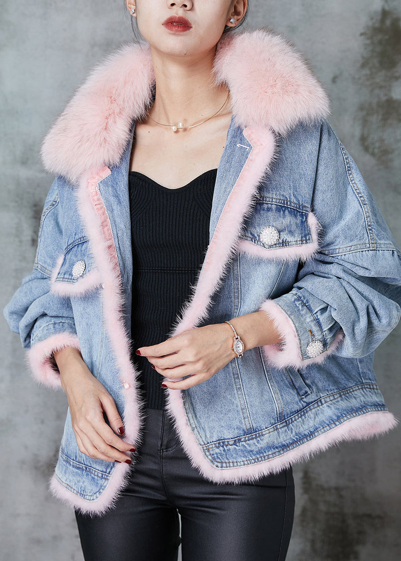 Gracefully Styled Jacket for Any Occasion