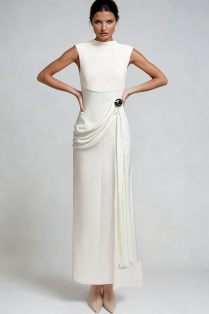 Effortlessly Elegant Dress with a Timeless Design