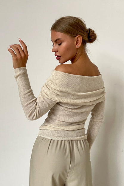 Beautifully Crafted Top in a Classic Style