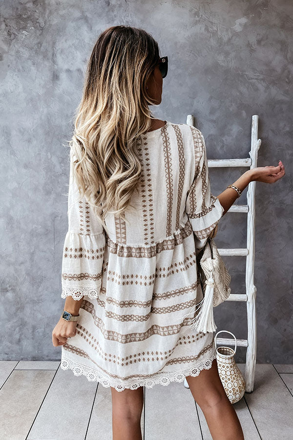 Beautifully Finished Dress in a Timeless Design