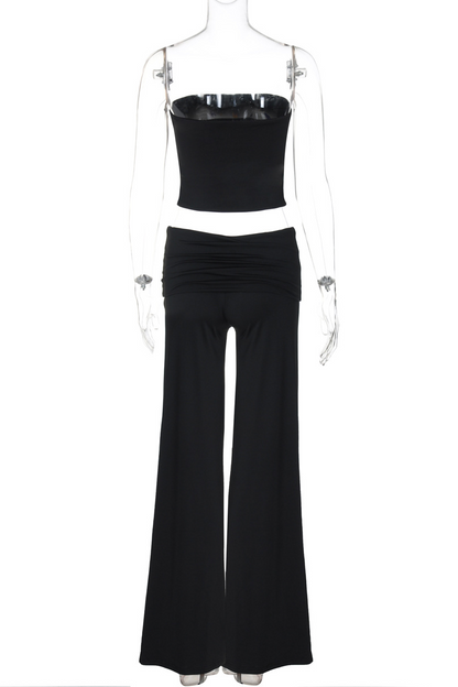 Effortlessly Elegant Garment with a Timeless Design
