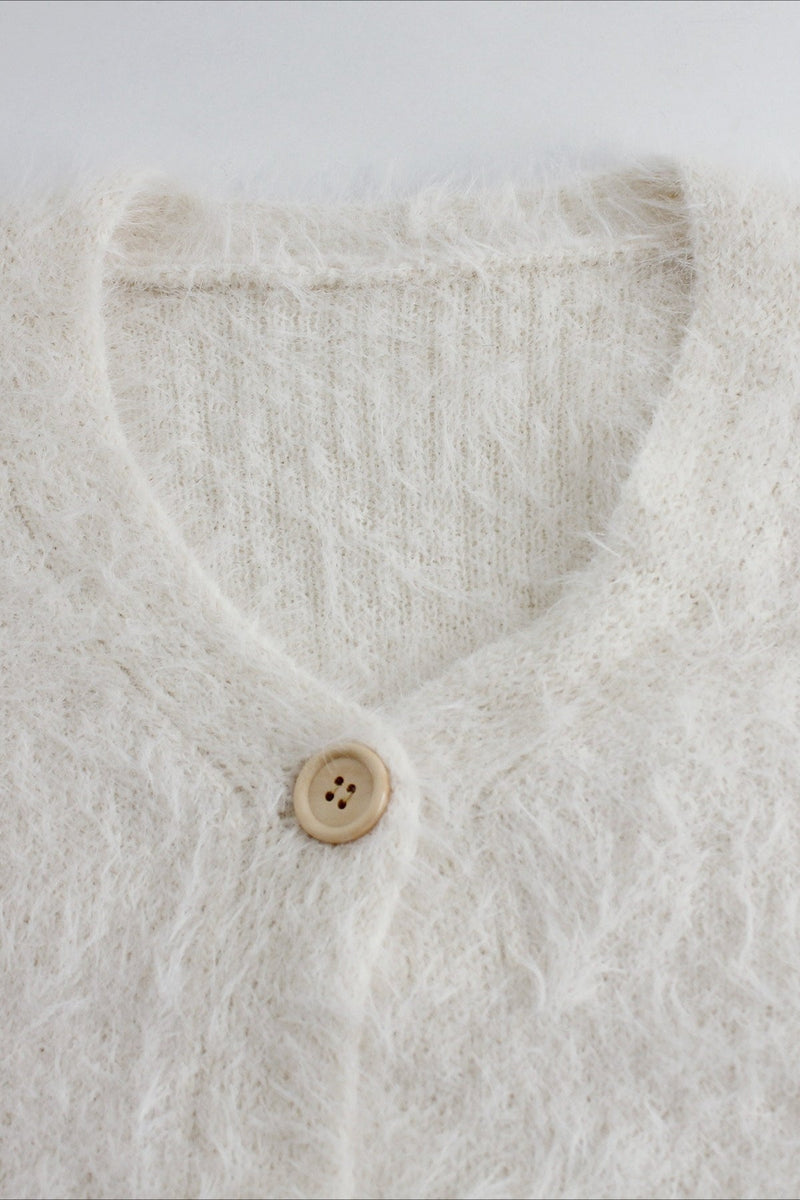 Elegantly Styled Cardigan for Everyday Wear