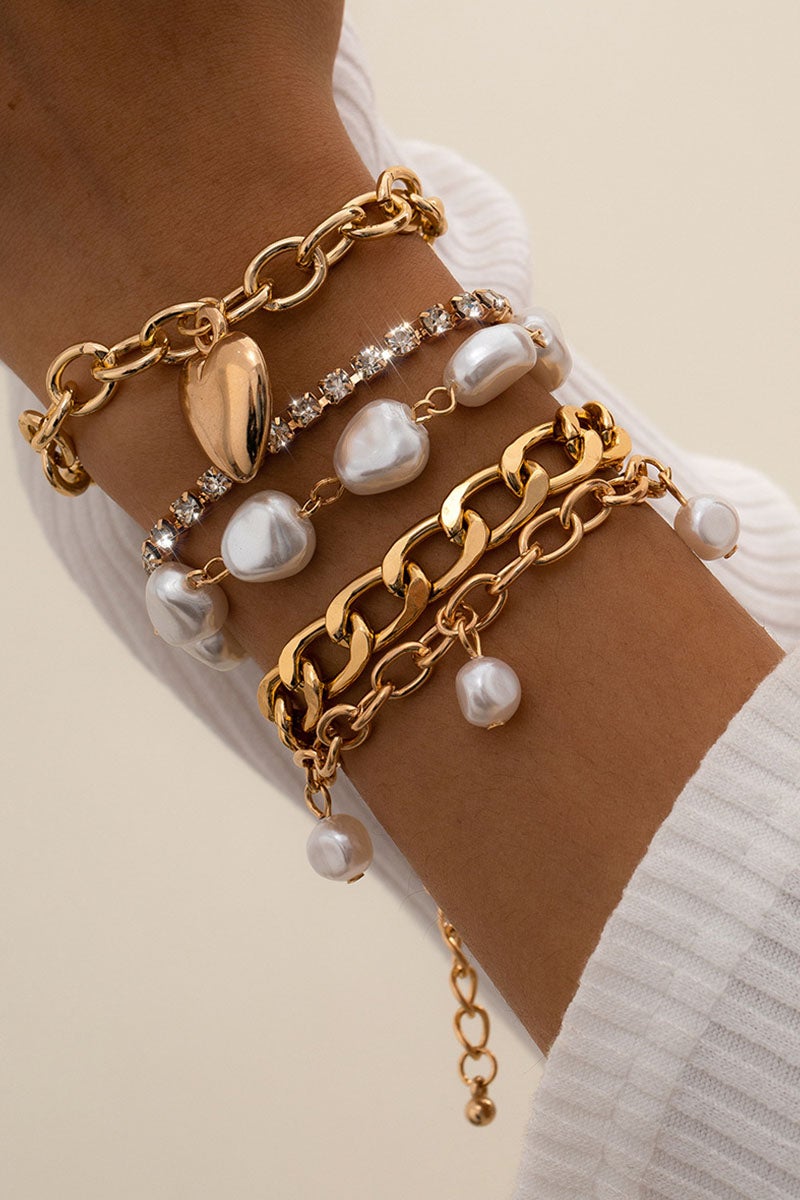 Gracefully Styled Garment for Any Occasion
