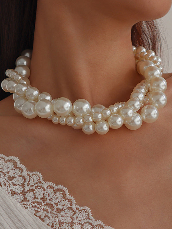Sophisticated Garment with a Clean Classic Look