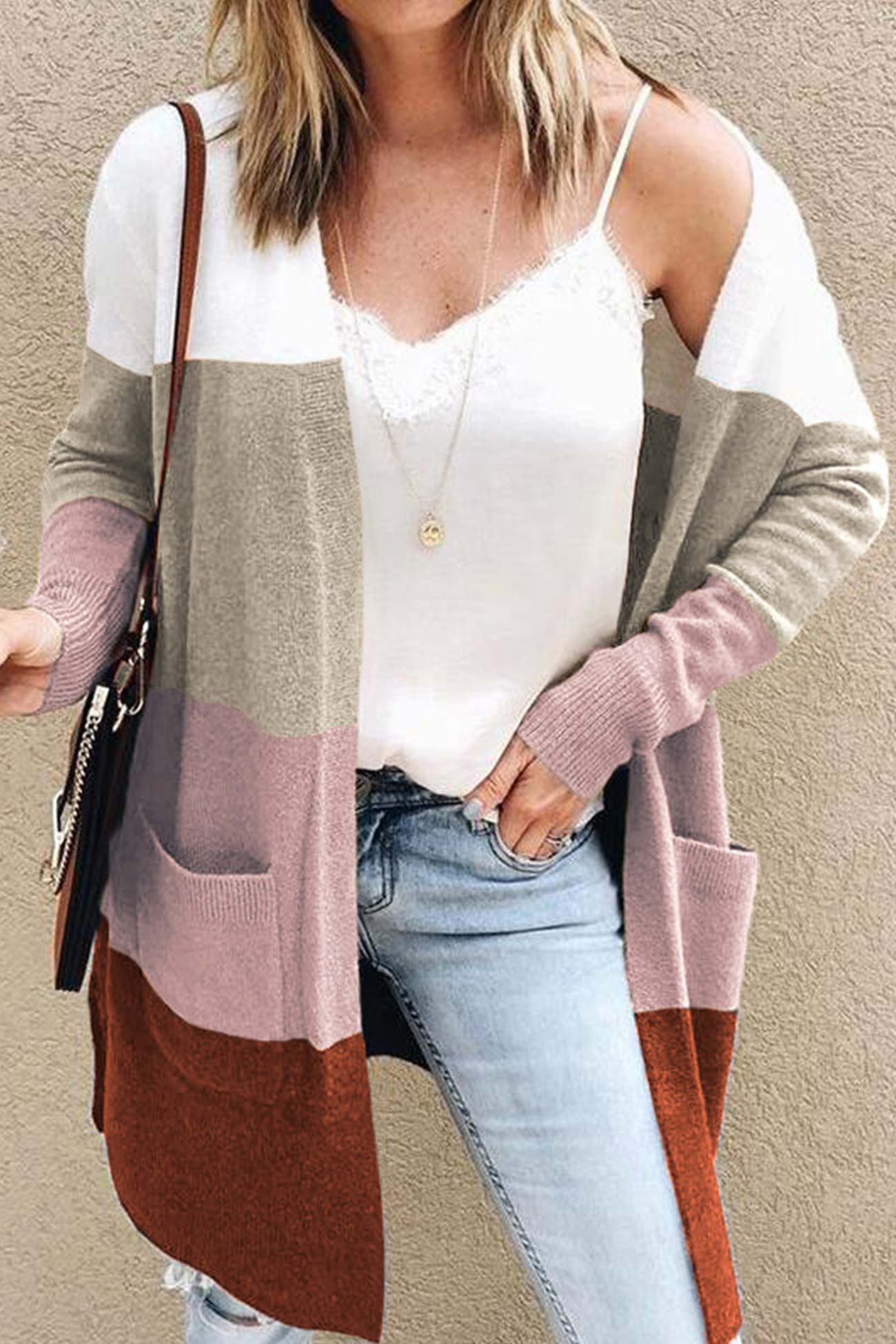 Effortlessly Elegant Cardigan with a Timeless Design