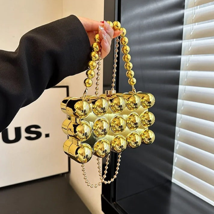 Beautifully Finished Bag in a Timeless Design
