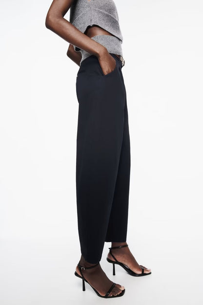 Polished Pants with an Effortless Classic Look