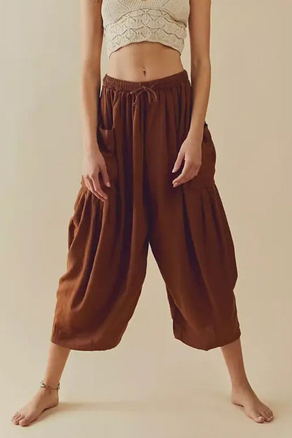 Well Tailored Trousers with a Graceful Silhouette