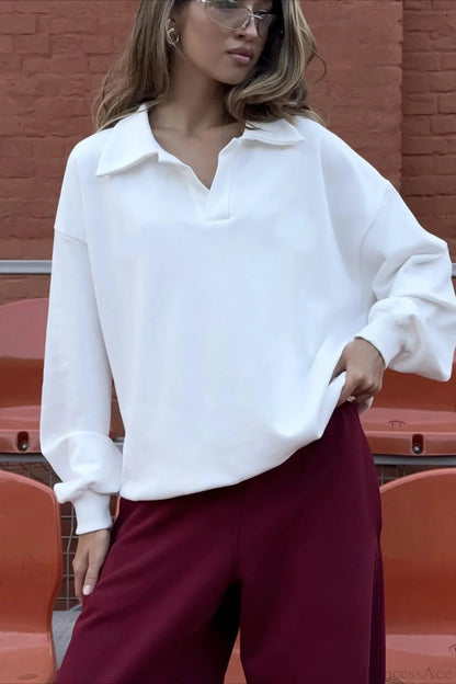 Effortlessly Elegant Pants with a Timeless Design