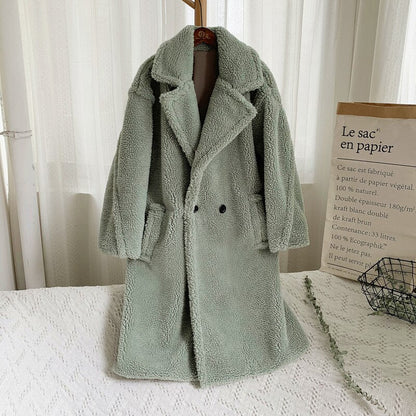 Gracefully Styled Coat for Any Occasion