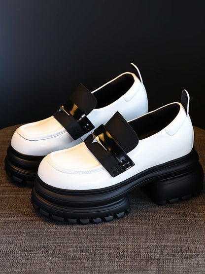 A Vintage Style Shoes with Delicate Timeless Details